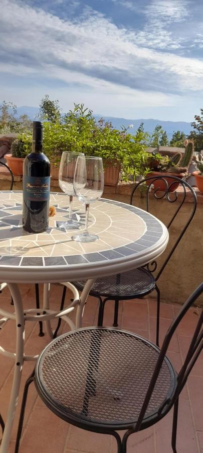 Agora Apartment Montecatini Val di Cecina Luaran gambar