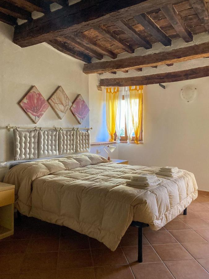 Agora Apartment Montecatini Val di Cecina Luaran gambar