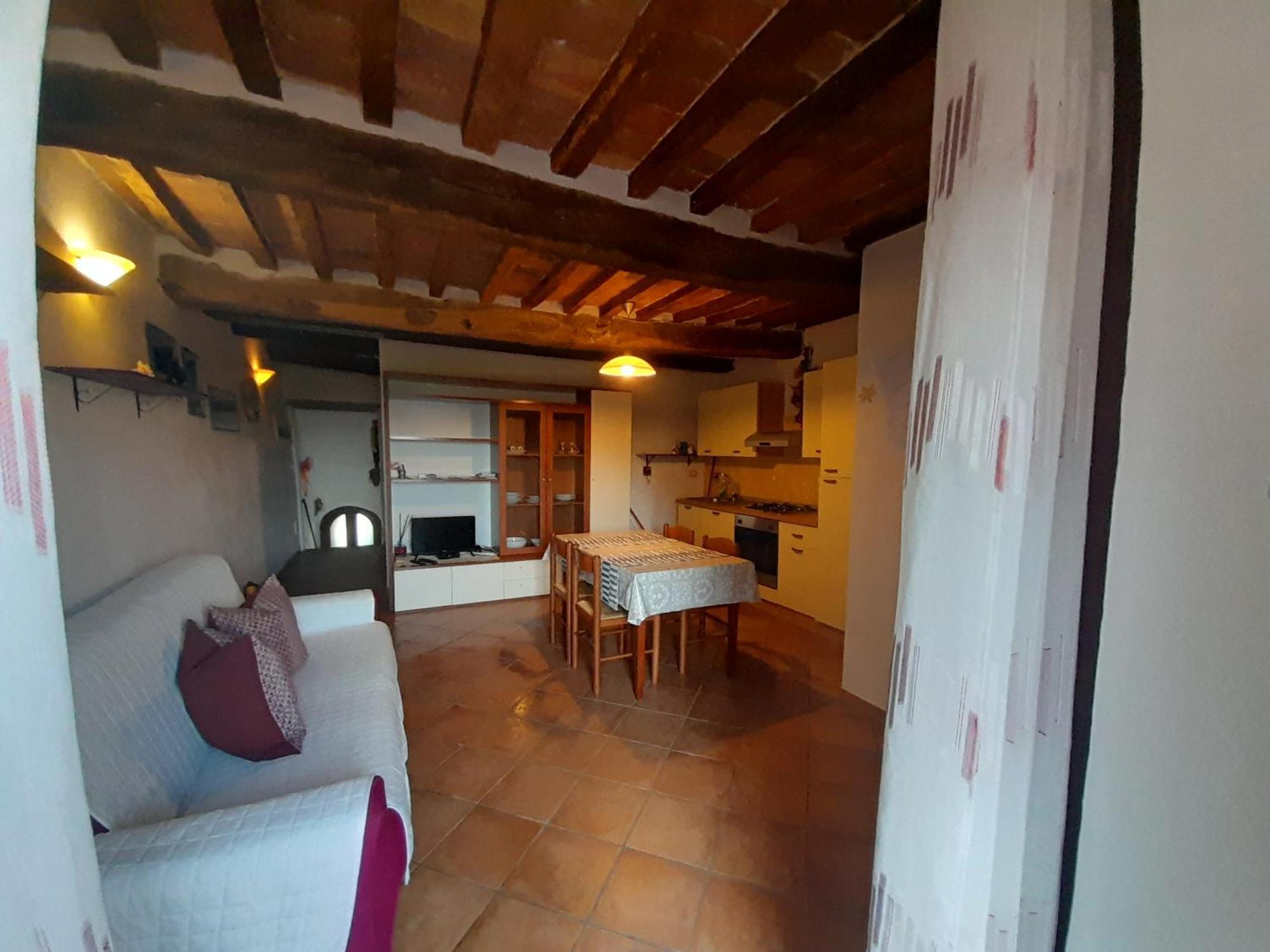 Agora Apartment Montecatini Val di Cecina Luaran gambar