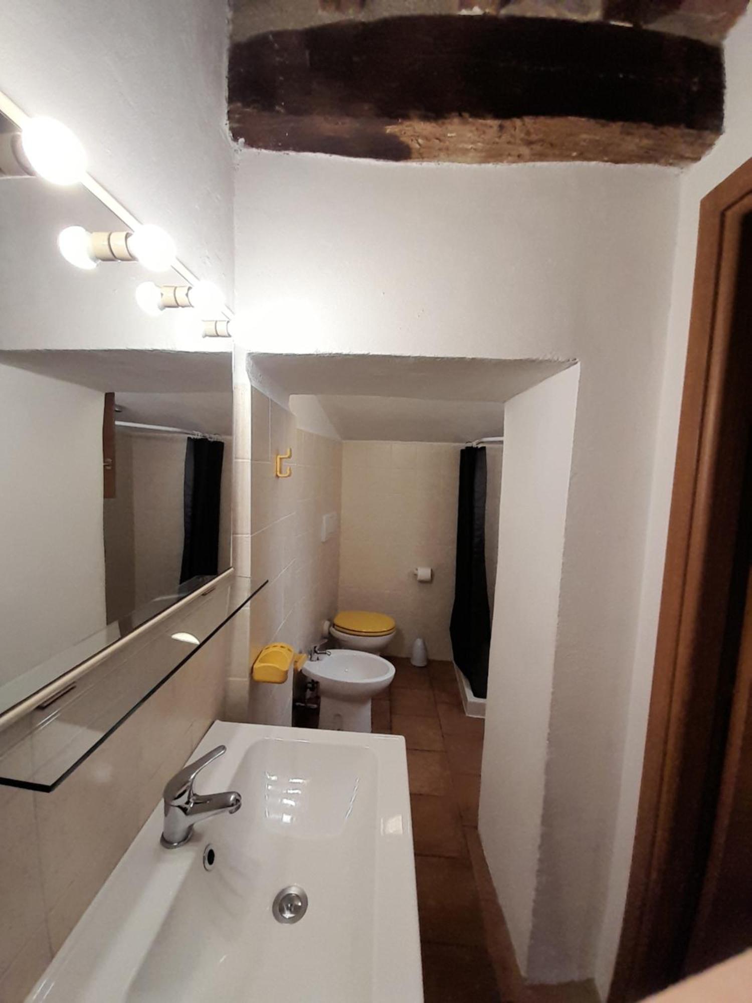 Agora Apartment Montecatini Val di Cecina Luaran gambar